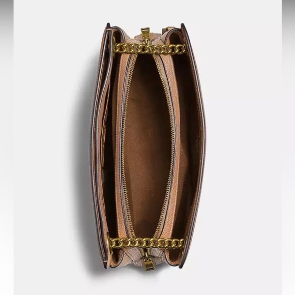 Coach Bryant Carryall - Picture 6 of 15